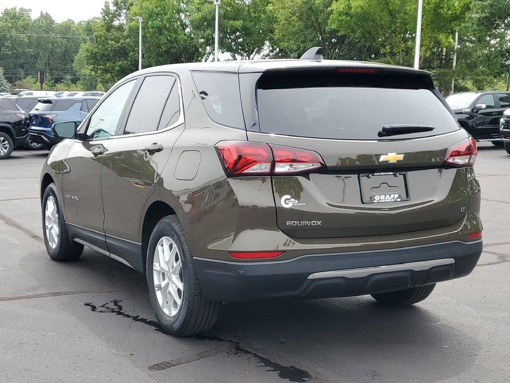 Used 2024 Chevrolet Equinox LT FWD image 4