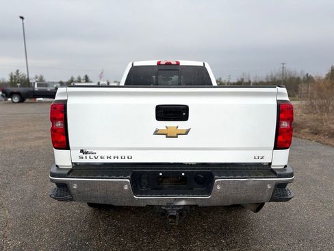 Used 2015 Chevrolet Silverado 2500 LTZ image 4