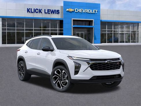 New 2026 Chevrolet Trax RS w/ Driver Confidence Package image 7