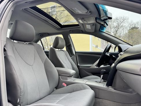 Used 2011 Toyota Camry SE w/ SE Extra-Value Pkg #1 image 15