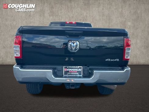 Used 2024 RAM 3500 Tradesman w/ Chrome Appearance Group AWD/4WD image 6