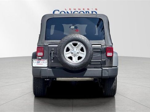 Used 2017 Jeep Wrangler Unlimited Sport image 5