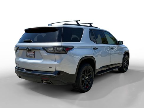 Used 2020 Chevrolet Traverse Premier w/ Redline Edition AWD/4WD image 5