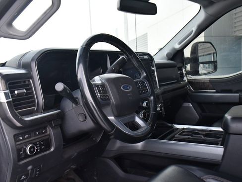 Used 2024 Ford F350 Lariat w/ Sport Appearance Package image 11