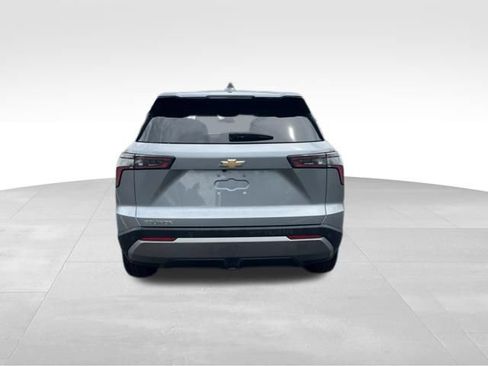 Certified 2025 Chevrolet Equinox LT FWD image 4