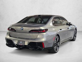 New 2025 BMW 760i xDrive video 2