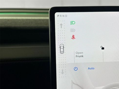 Used 2026 Tesla Model Y Long Range image 23