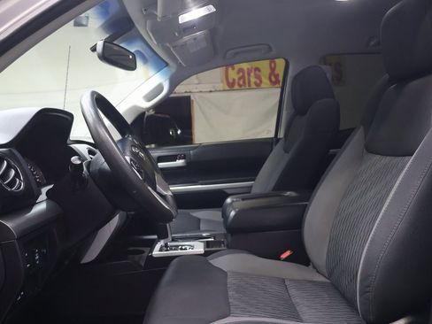 Used 2016 Toyota Tundra SR5 w/ SR5 Upgrade Package image 17