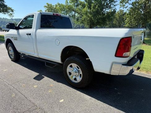 Used 2014 RAM 2500 Tradesman w/ Chrome Appearance Group AWD/4WD image 5