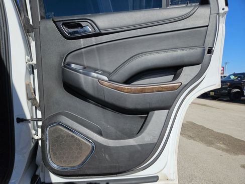 Used 2017 Chevrolet Tahoe LS image 26