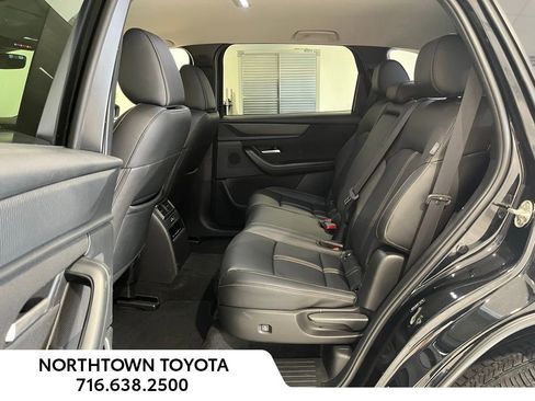 Used 2024 MAZDA CX-90 3.3 Turbo w/ Select Package image 18