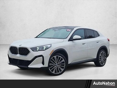 Used 2025 BMW X2 xDrive28i w/ Convenience Package AWD/4WD image 1