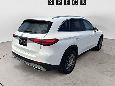 Used 2024 Mercedes-Benz GLC 300 4MATIC image 5