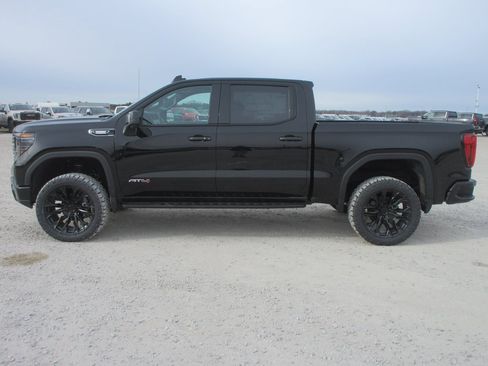 New 2026 GMC Sierra 1500 AT4 w/ AT4 Premium Package image 10