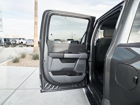 Used 2025 Ford F150 XLT w/ Equipment Group 301A Standard image 19