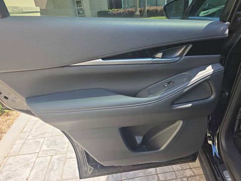 Used 2025 INFINITI QX60 Pure image 12
