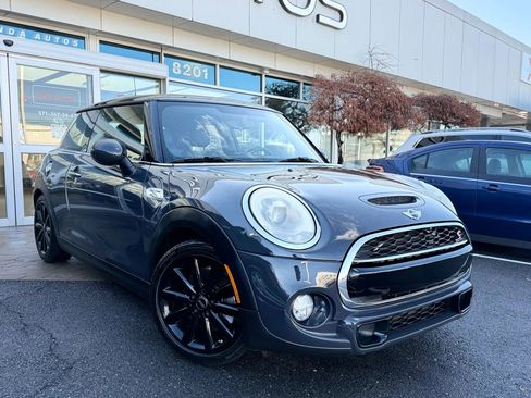 Used 2014 MINI Cooper S image 1