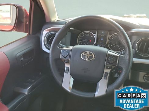 Used 2022 Toyota Tacoma SR5 image 25