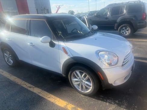 Used 2013 MINI Cooper Countryman FWD image 2