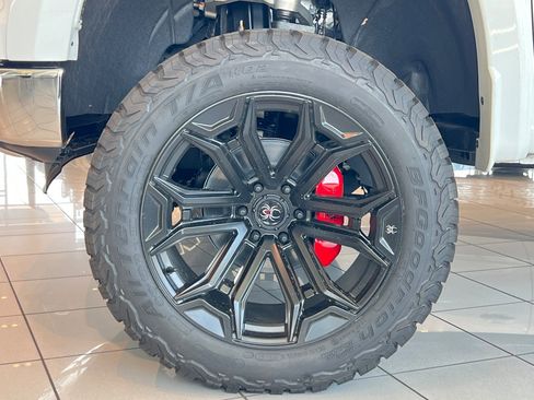 New 2025 Chevrolet Silverado 1500 LTZ image 23