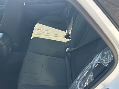 New 2026 Hyundai Elantra SE FWD image 14