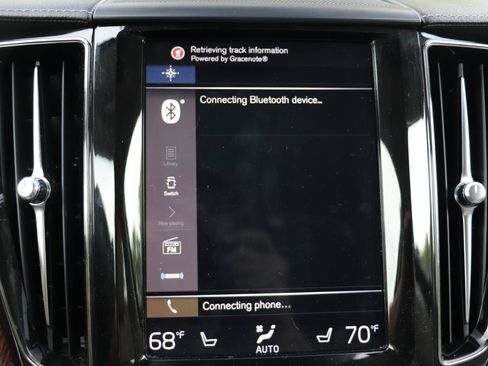 Used 2019 Volvo XC60 T6 Inscription w/ Protection Package Premier AWD/4WD image 28