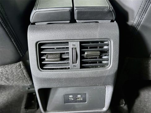 Used 2023 Nissan Rogue SV w/ SV Premium B Package FWD image 25
