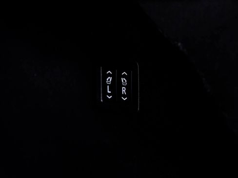 Used 2018 Buick Enclave Avenir w/ Avenir Technology Package image 71