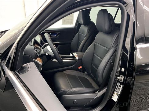 Certified 2025 Mercedes-Benz GLC 350e 4MATIC image 16