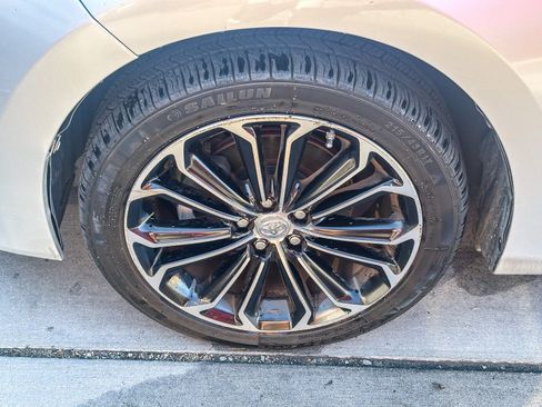 Used 2015 Toyota Corolla S FWD image 10