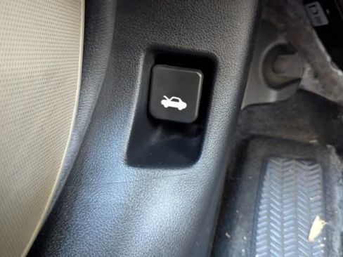 Used 2014 Honda Civic LX image 36