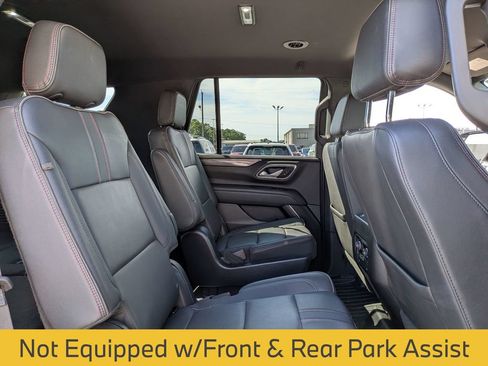 Used 2022 Chevrolet Tahoe RST w/ Luxury Package RWD image 33
