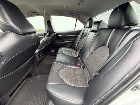 Used 2023 Toyota Camry XSE FWD image 14