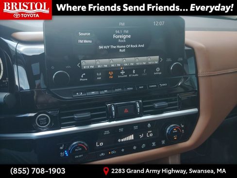 Used 2023 Nissan Pathfinder Platinum AWD/4WD image 25