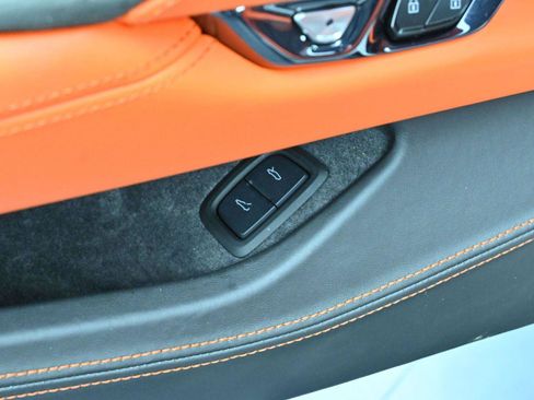 Used 2025 Chevrolet Corvette Stingray Premium Conv w/ Z51 Performance Package image 13