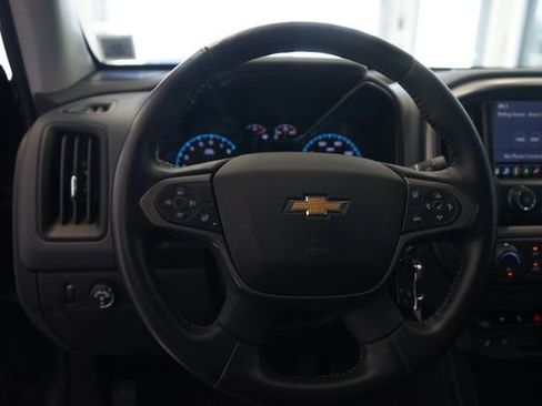 Used 2022 Chevrolet Colorado Z71 w/ Z71 Midnight Edition AWD/4WD image 23