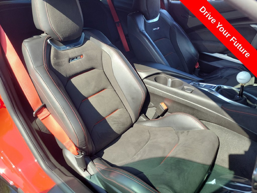 Used 2017 Chevrolet Camaro ZL1 RWD image 23