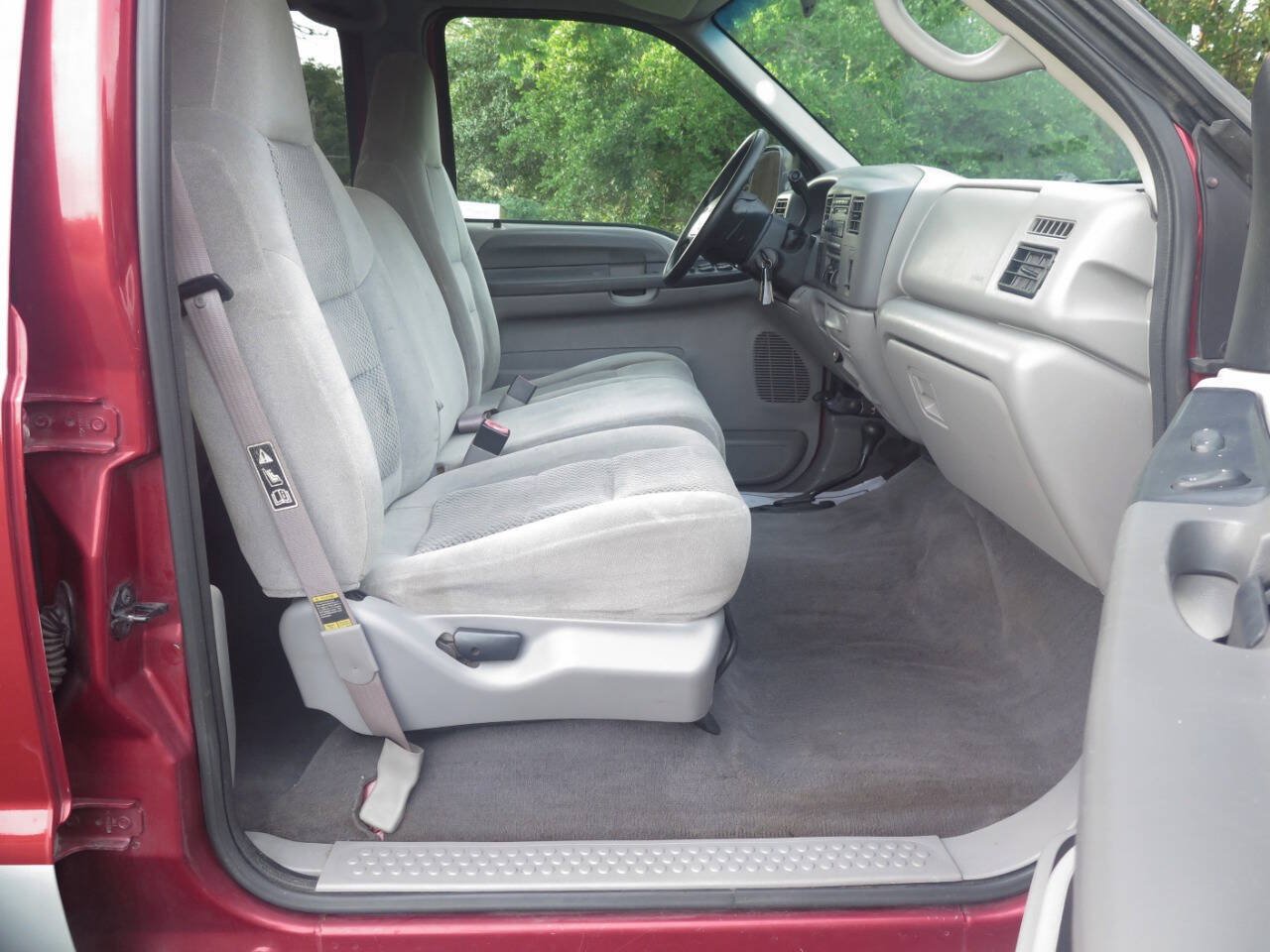 Used 2001 Ford F350 XLT AWD/4WD image 15