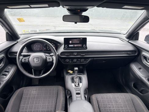 Used 2023 Honda HR-V Sport image 19