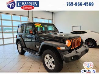 Used 2021 Jeep Wrangler Sport AWD/4WD video 1