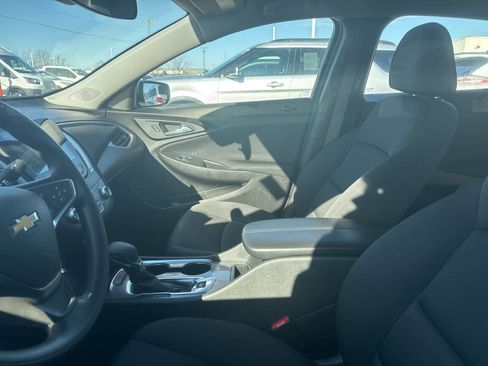 Used 2024 Chevrolet Malibu LT image 28