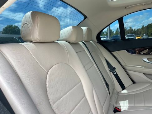 Used 2021 Mercedes-Benz C 300 Sedan image 35