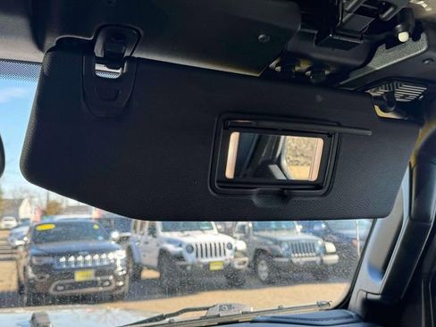 Certified 2020 Jeep Wrangler Unlimited Sport S AWD/4WD image 28