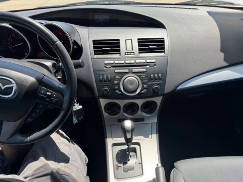 Used 2010 MAZDA MAZDA3 s Sport FWD image 16