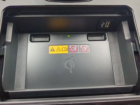 New 2025 Toyota bZ4X AWD image 28