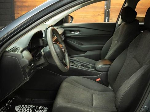 Used 2024 Honda Accord EX image 8