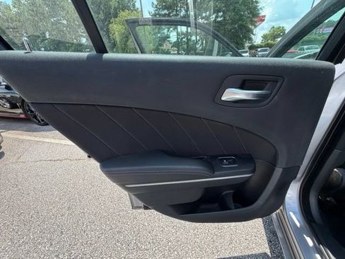 Used 2015 Dodge Charger R/T RWD image 16