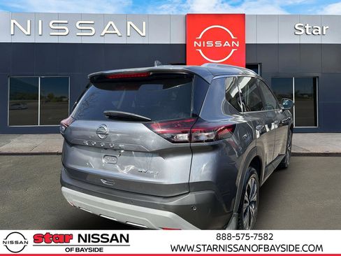 Used 2021 Nissan Rogue SV w/ Premium Package image 4