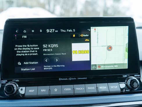 Used 2023 Kia Seltos S w/ Navigation Package image 16