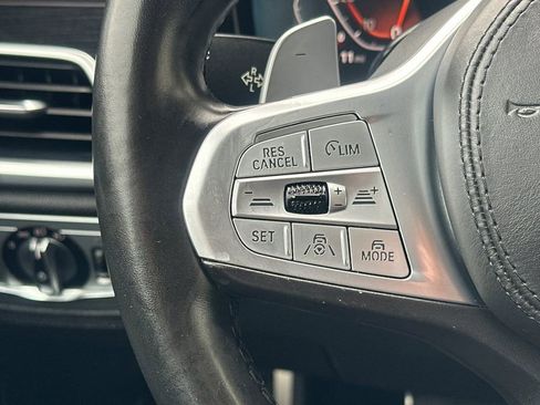 Used 2020 BMW 740i w/ M Sport Package image 23